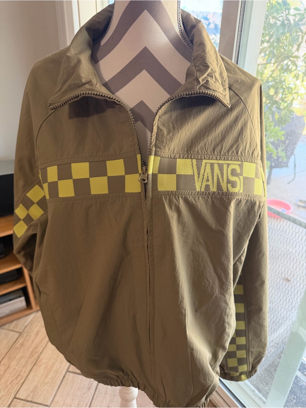 Men’s Vans Olive & Yellow Checker Track Jacket large new
